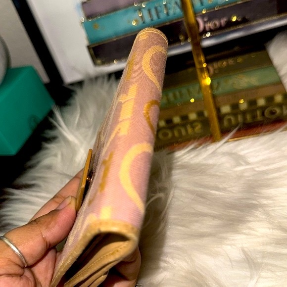 Authentic Salvatore Ferragamo wallet - Picture 13 of 14